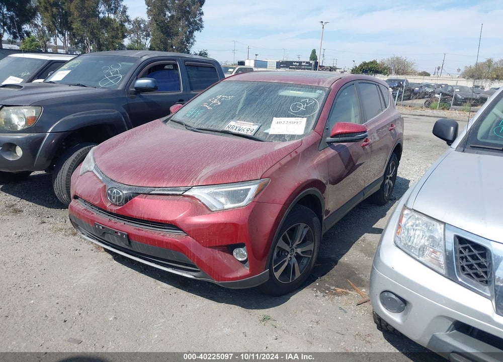 2018 TOYOTA RAV4 XLE VIN: JTMWFREVXJD114910