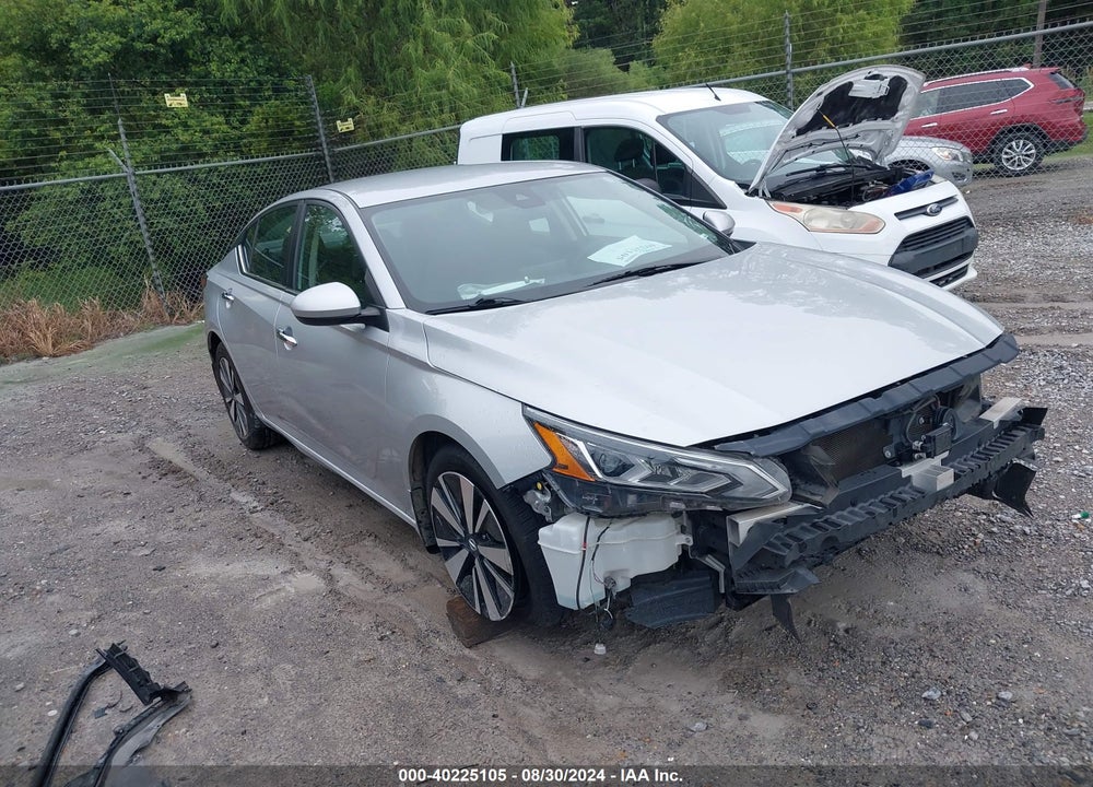 2022 NISSAN ALTIMA SV FWD VIN: 1N4BL4DV3NN360201