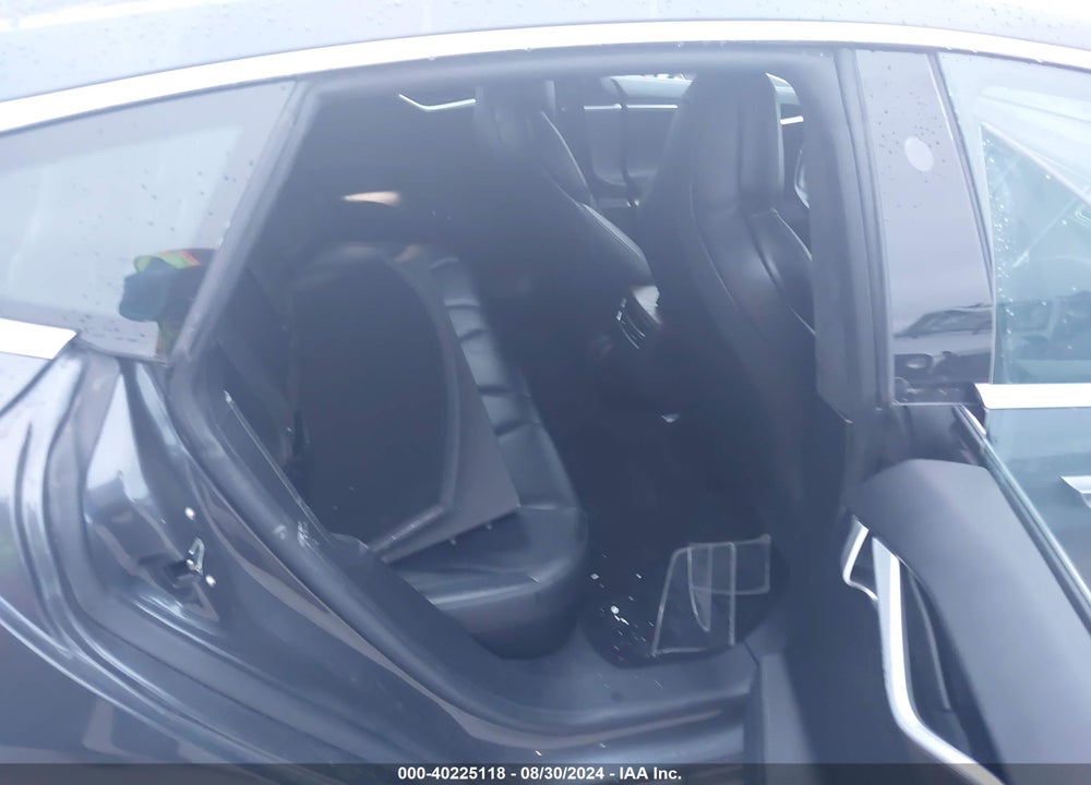 2017 TESLA MODEL S VIN: 5YJSA1E26HF202201