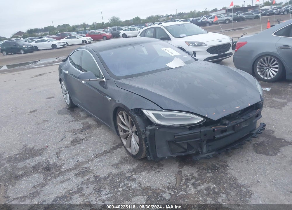 2017 TESLA MODEL S VIN: 5YJSA1E26HF202201