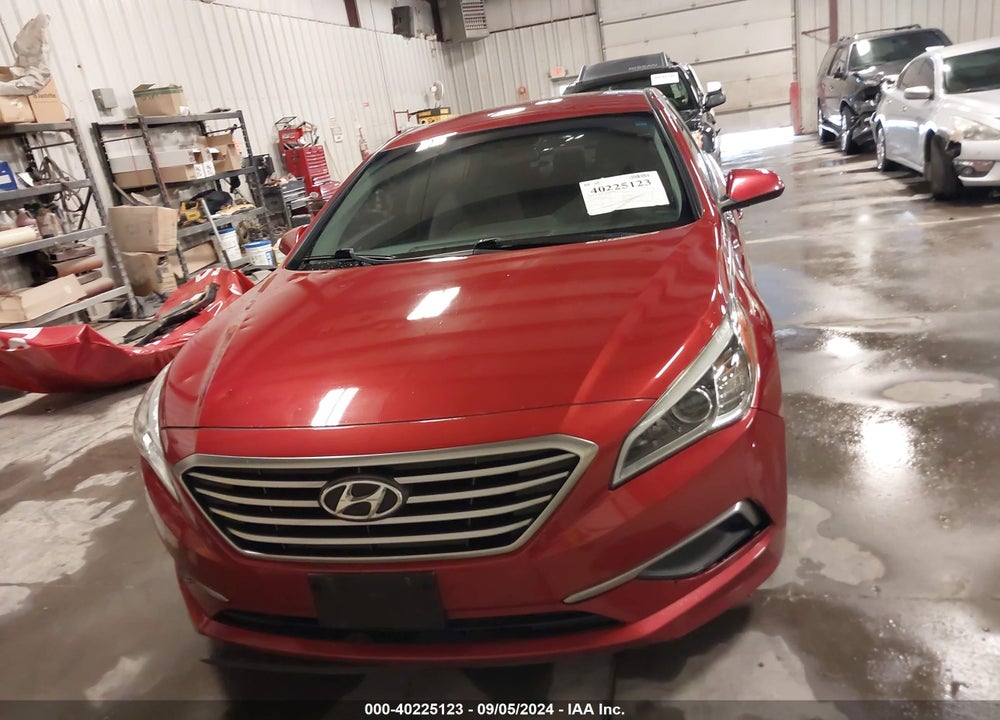 2016 HYUNDAI SONATA SE VIN: 5NPE24AF1GH290983