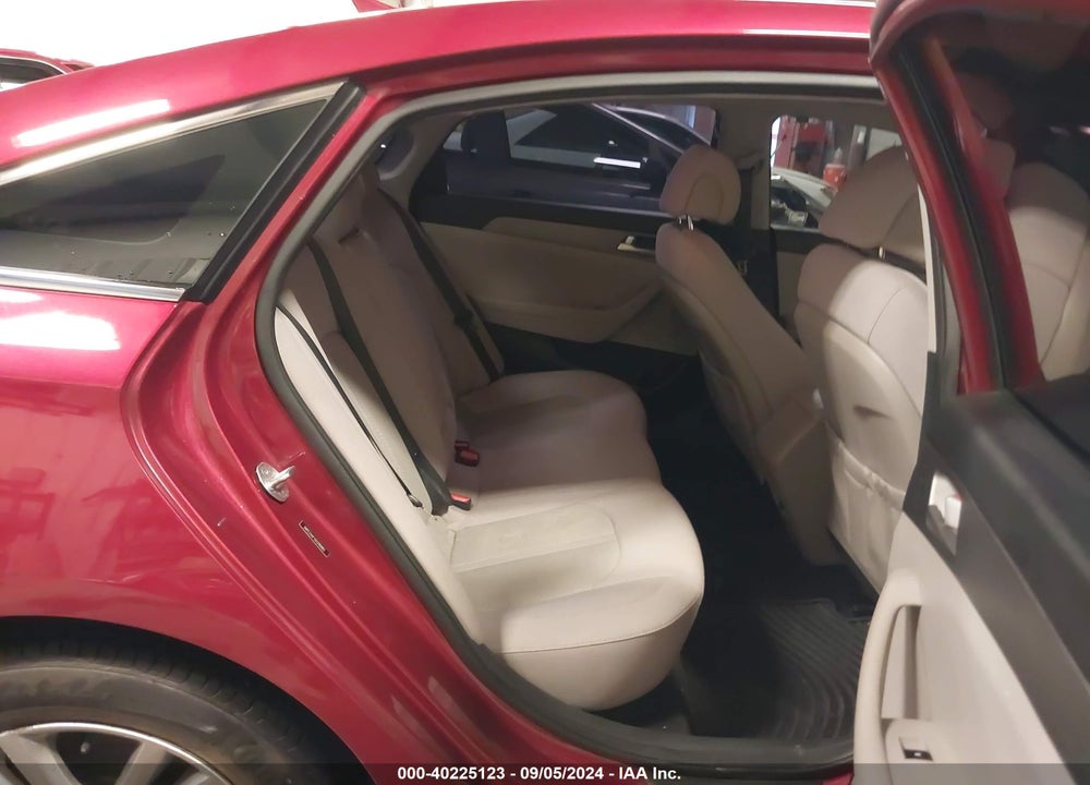 2016 HYUNDAI SONATA SE VIN: 5NPE24AF1GH290983