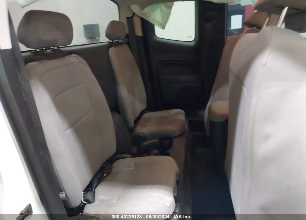 2015 CHEVROLET COLORADO WT VIN: 1GCHTAEA2F1158456