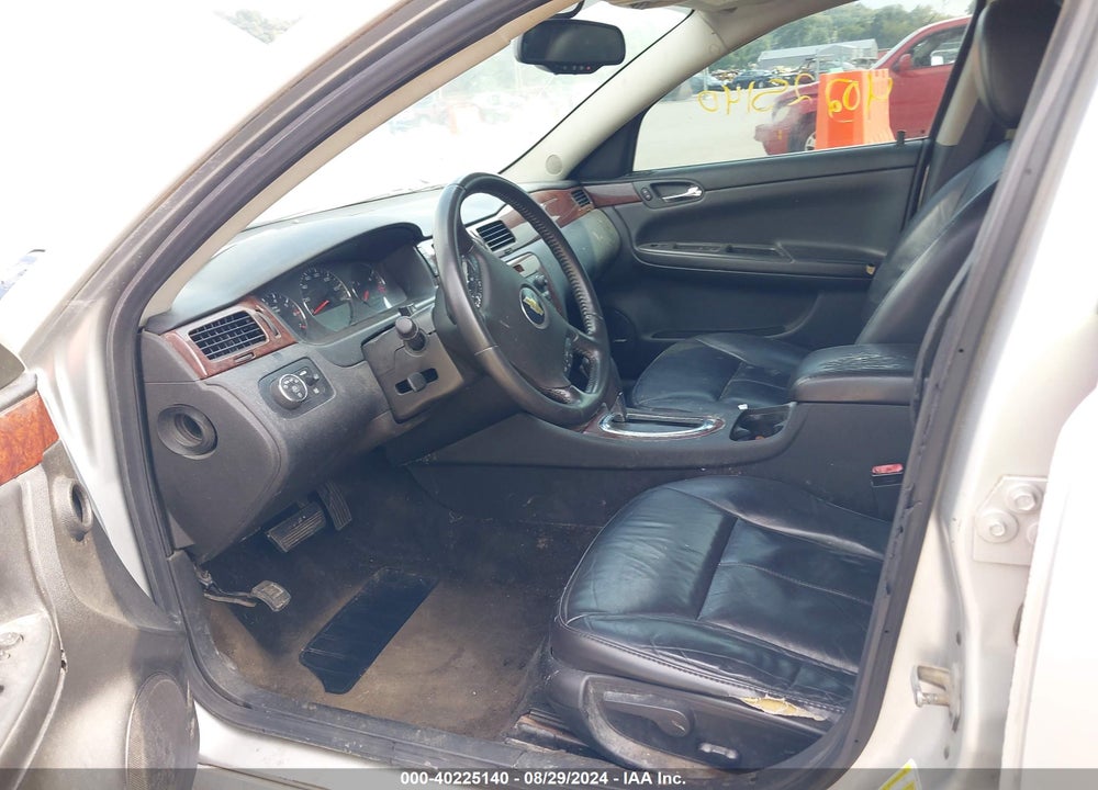 2011 CHEVROLET IMPALA LT VIN: 2G1WG5EK4B1202174