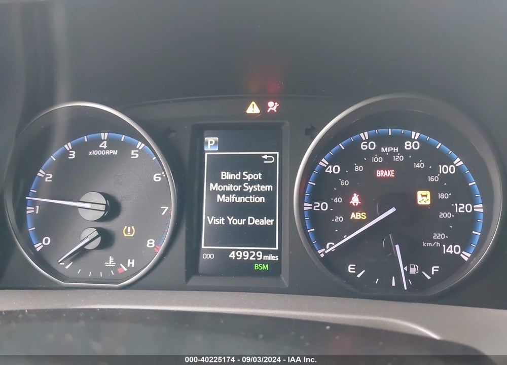 2018 TOYOTA RAV4 XLE VIN: 2T3WFREV0JW460385