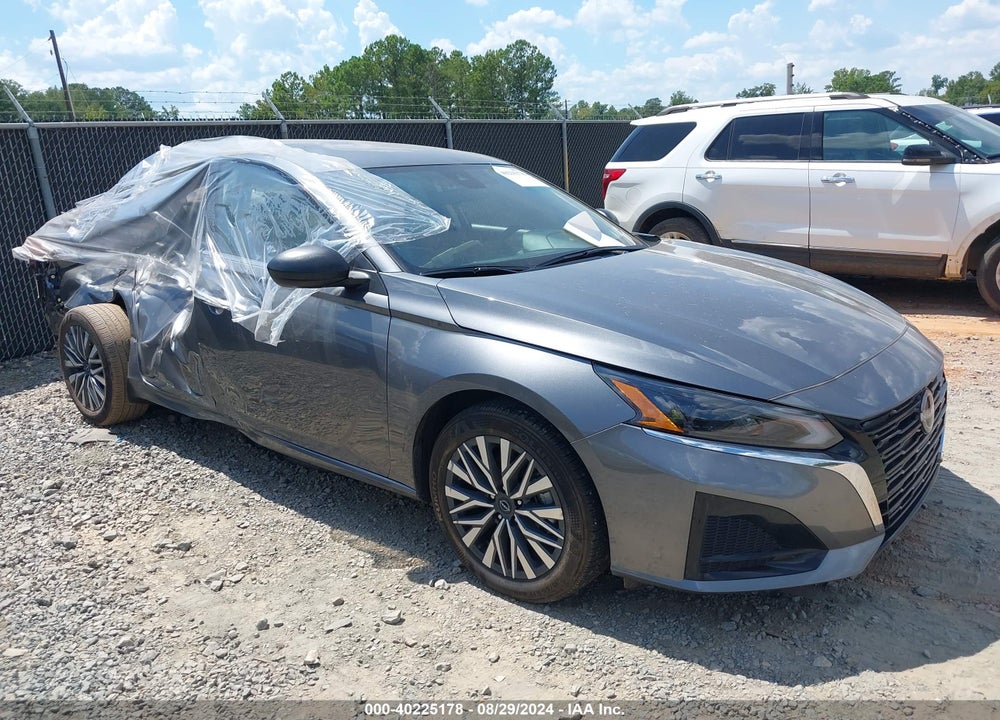 2024 NISSAN ALTIMA SV FWD VIN: 1N4BL4DV3RN352153