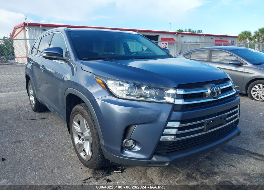2019 TOYOTA HIGHLANDER LIMITED VIN: 5TDDZRFH4KS983354