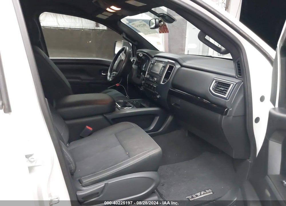 2018 NISSAN TITAN XD SV DIESEL VIN: 1N6BA1F46JN526382