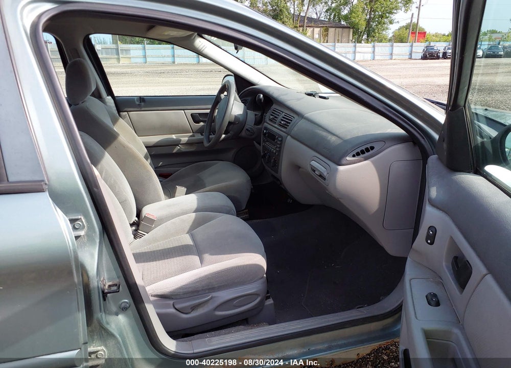 2006 FORD TAURUS SE VIN: 1FAFP53U26A122272