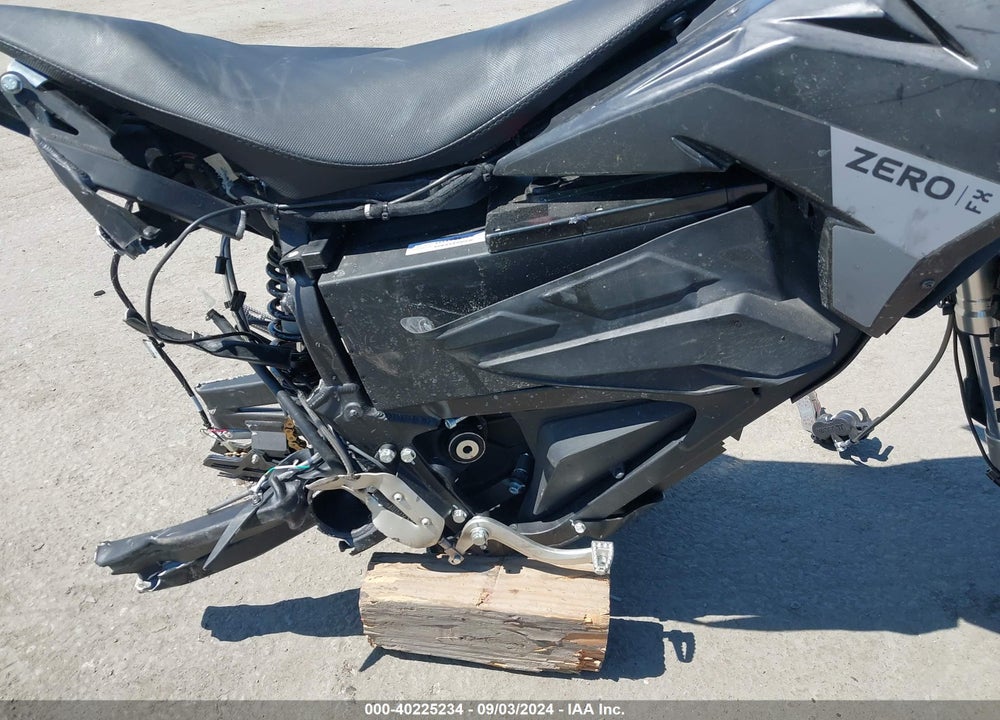 2023 ZERO MOTORCYCLES INC FX VIN: 538XXDZ42PCC23277