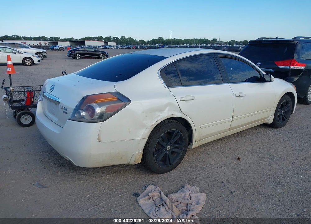 2011 NISSAN ALTIMA 3.5 SR VIN: 1N4BL2AP1BC132859