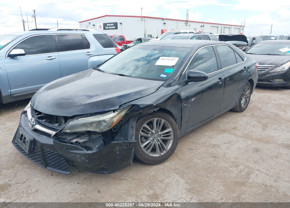 2015 TOYOTA CAMRY SE VIN: 4T1BF1FK1FU044270