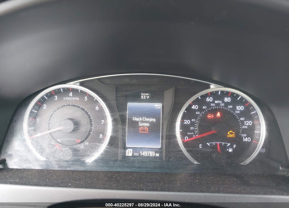 2015 TOYOTA CAMRY SE VIN: 4T1BF1FK1FU044270