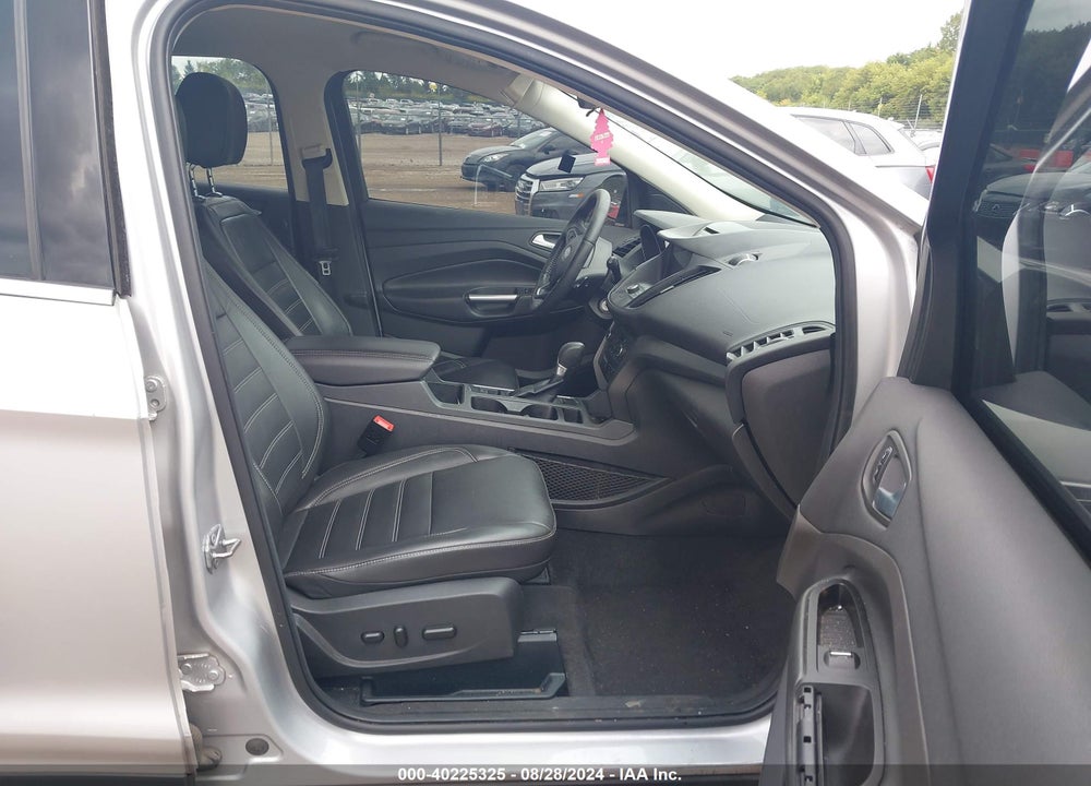 2017 FORD ESCAPE VIN: 1FMCU9GD5HUB71969