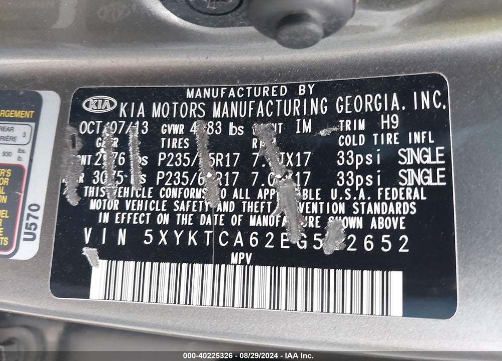2014 KIA SORENTO LX VIN: 5XYKTCA62EG522652