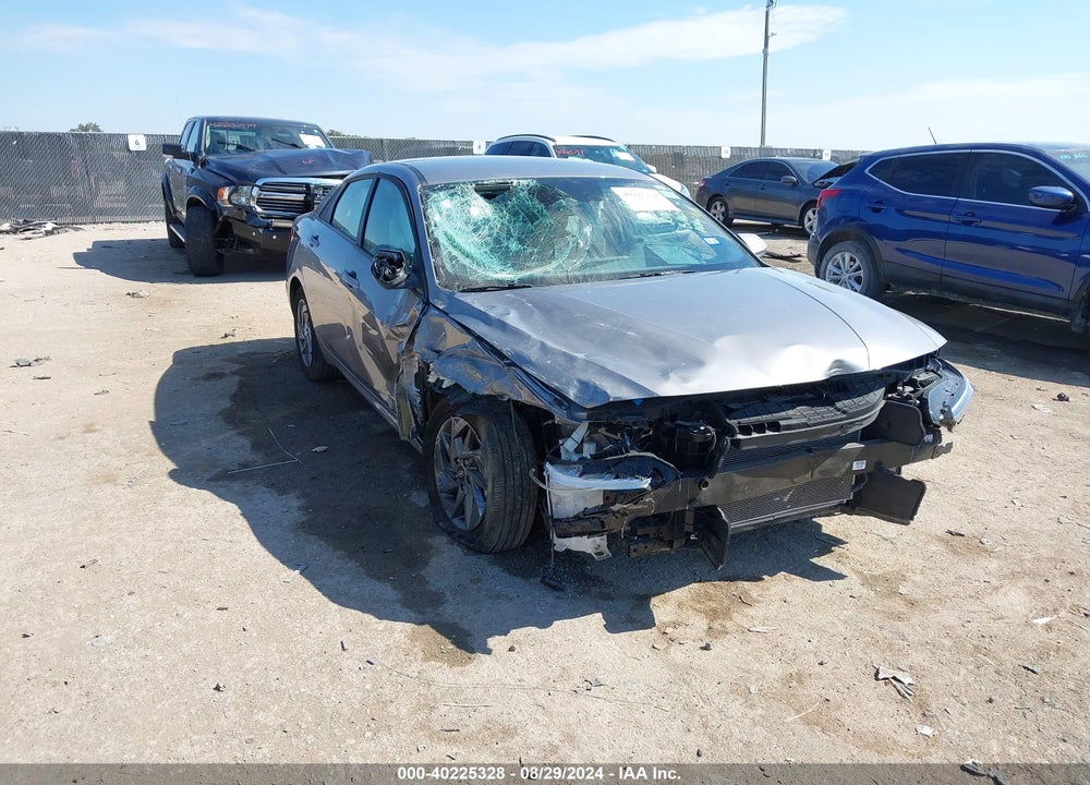 2024 HYUNDAI ELANTRA SEL VIN: KMHLM4DG9RU754600