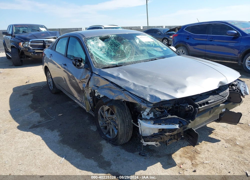 2024 HYUNDAI ELANTRA SEL VIN: KMHLM4DG9RU754600
