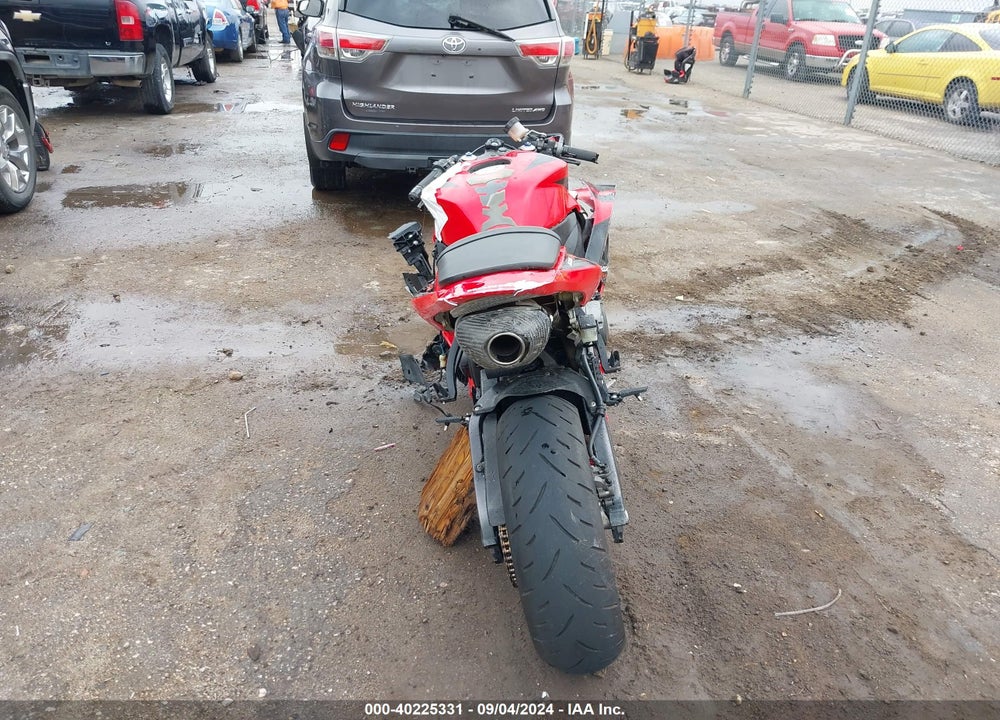 2008 HONDA CBR600 RR VIN: JH2PC40018M107082