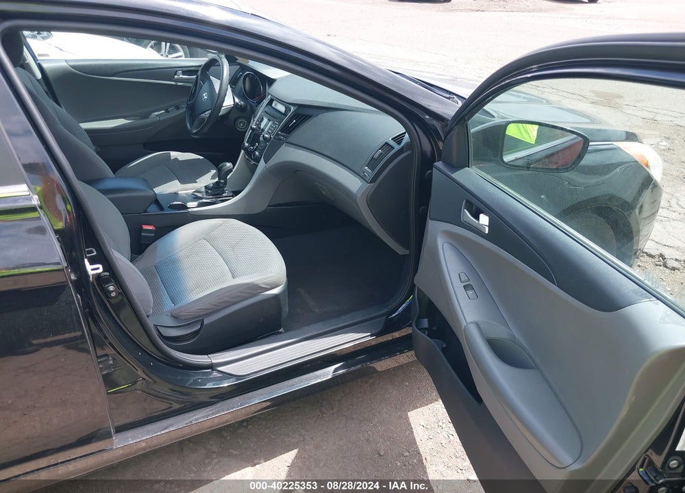 2011 HYUNDAI SONATA GLS VIN: 5NPEB4AC5BH025661