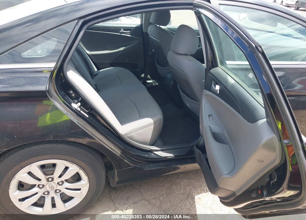 2011 HYUNDAI SONATA GLS VIN: 5NPEB4AC5BH025661