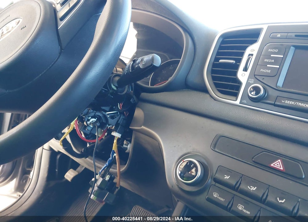 2017 KIA SPORTAGE LX VIN: KNDPMCAC1H7130160