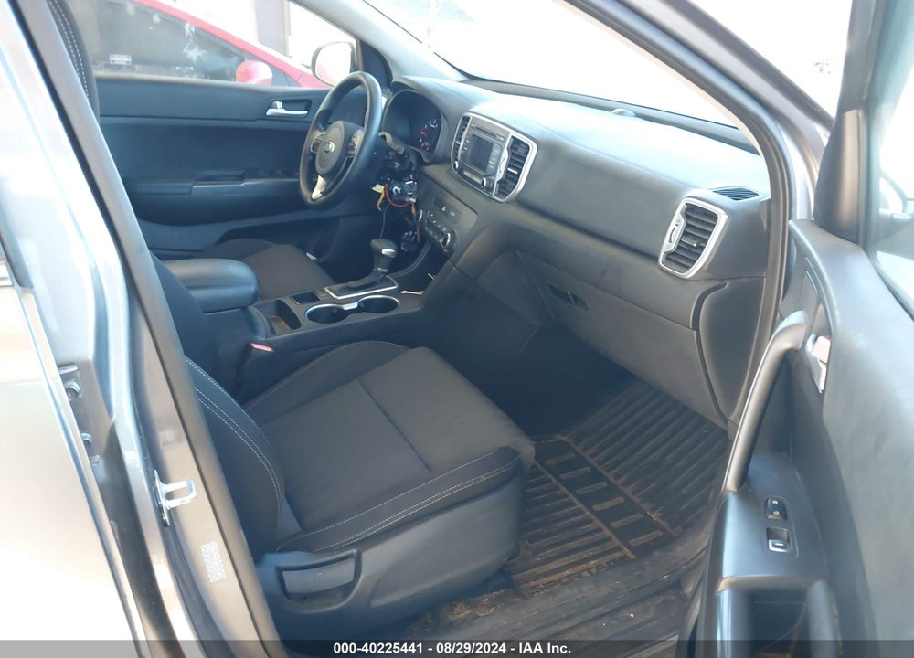 2017 KIA SPORTAGE LX VIN: KNDPMCAC1H7130160