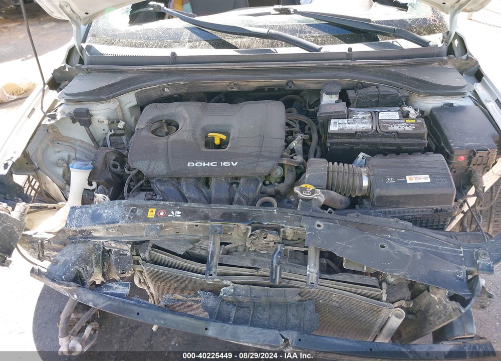 2018 HYUNDAI ELANTRA SEL VIN: 5NPD84LF5JH263591
