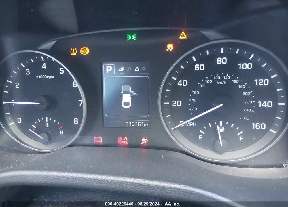 2018 HYUNDAI ELANTRA SEL VIN: 5NPD84LF5JH263591