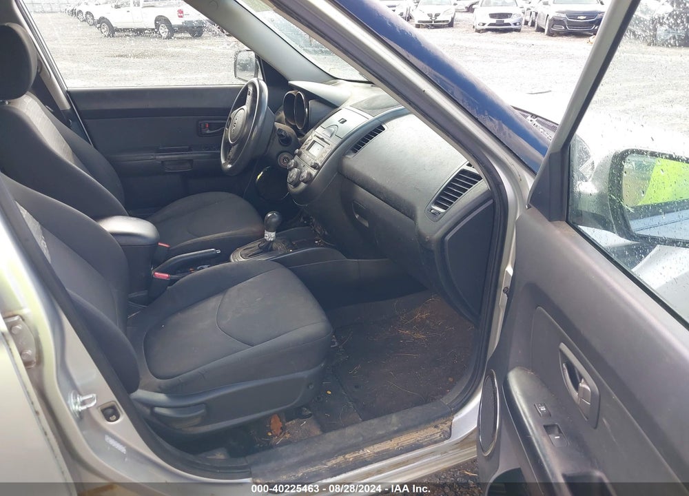 2011 KIA SOUL VIN: KNDJT2A28B7312634