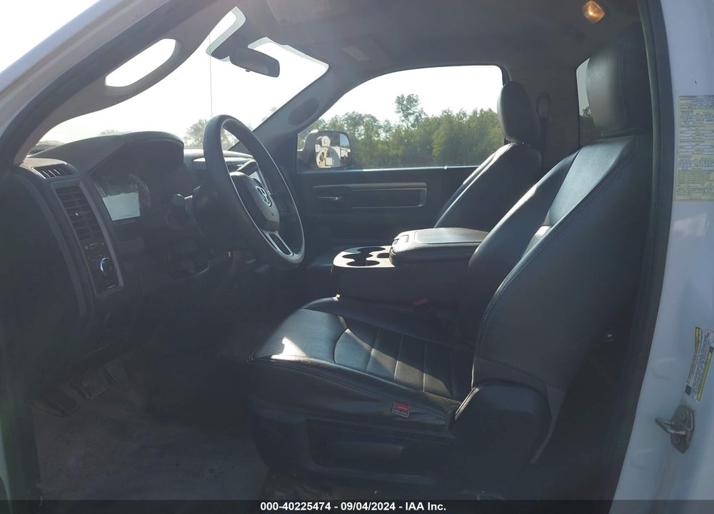 2018 RAM 5500 CHASSIS TRADESMAN/SLT VIN: 3C7WRNBL9JG274074