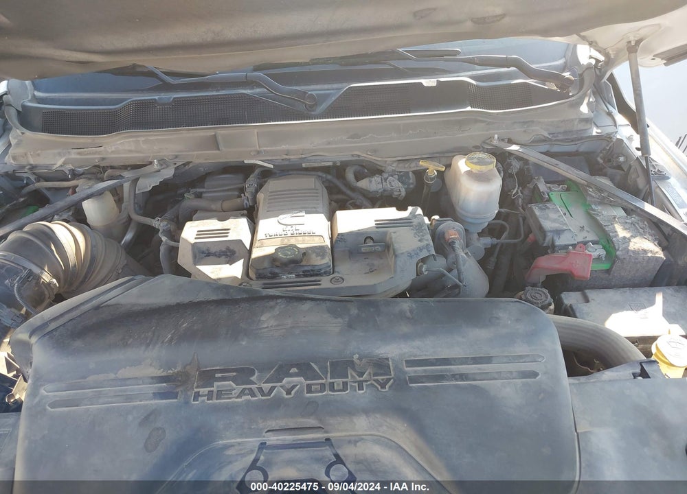 2019 RAM 5500 CHASSIS TRADESMAN/SLT VIN: 3C7WRNBL3KG577692