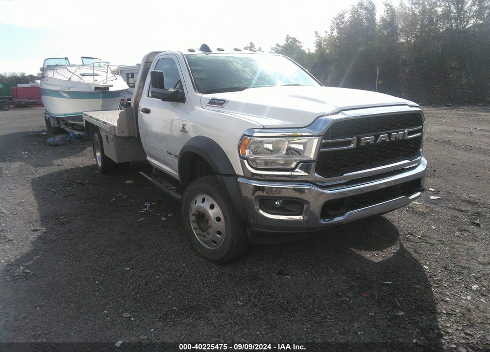 2019 RAM 5500 CHASSIS TRADESMAN/SLT VIN: 3C7WRNBL3KG577692