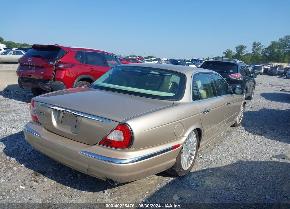 2005 JAGUAR XJ VANDEN PLAS VIN: SAJWA82C65SG37598