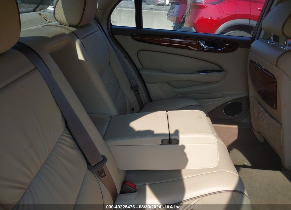 2005 JAGUAR XJ VANDEN PLAS VIN: SAJWA82C65SG37598
