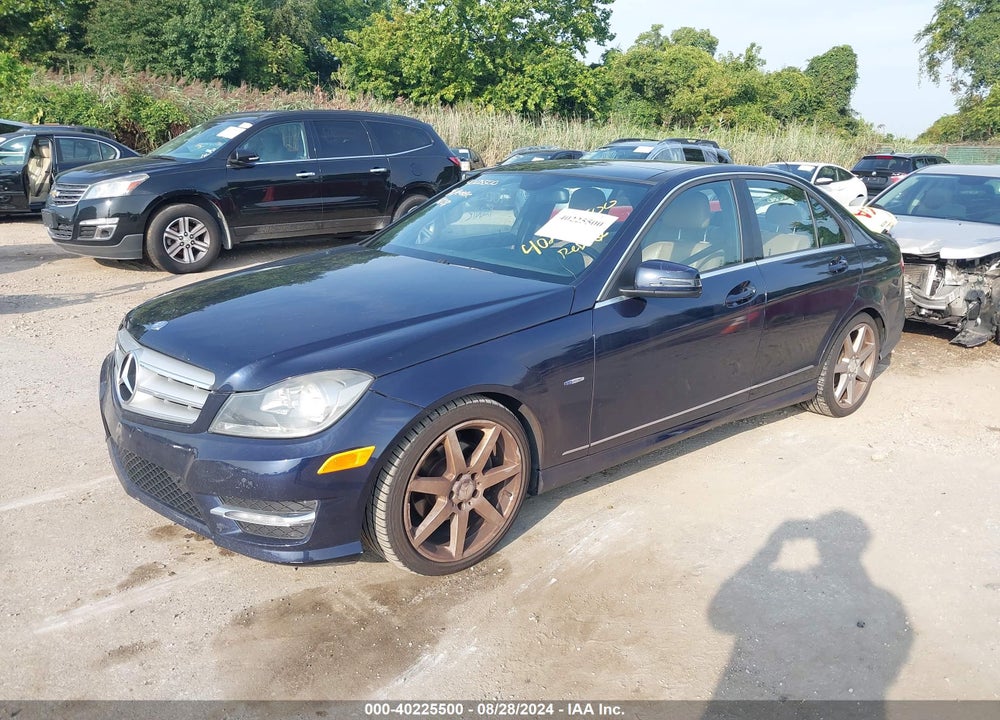 2012 MERCEDES-BENZ C 250 LUXURY/SPORT VIN: WDDGF4HB2CR237945
