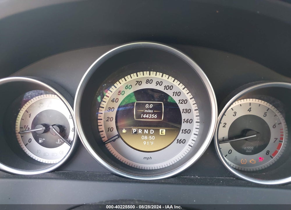 2012 MERCEDES-BENZ C 250 LUXURY/SPORT VIN: WDDGF4HB2CR237945