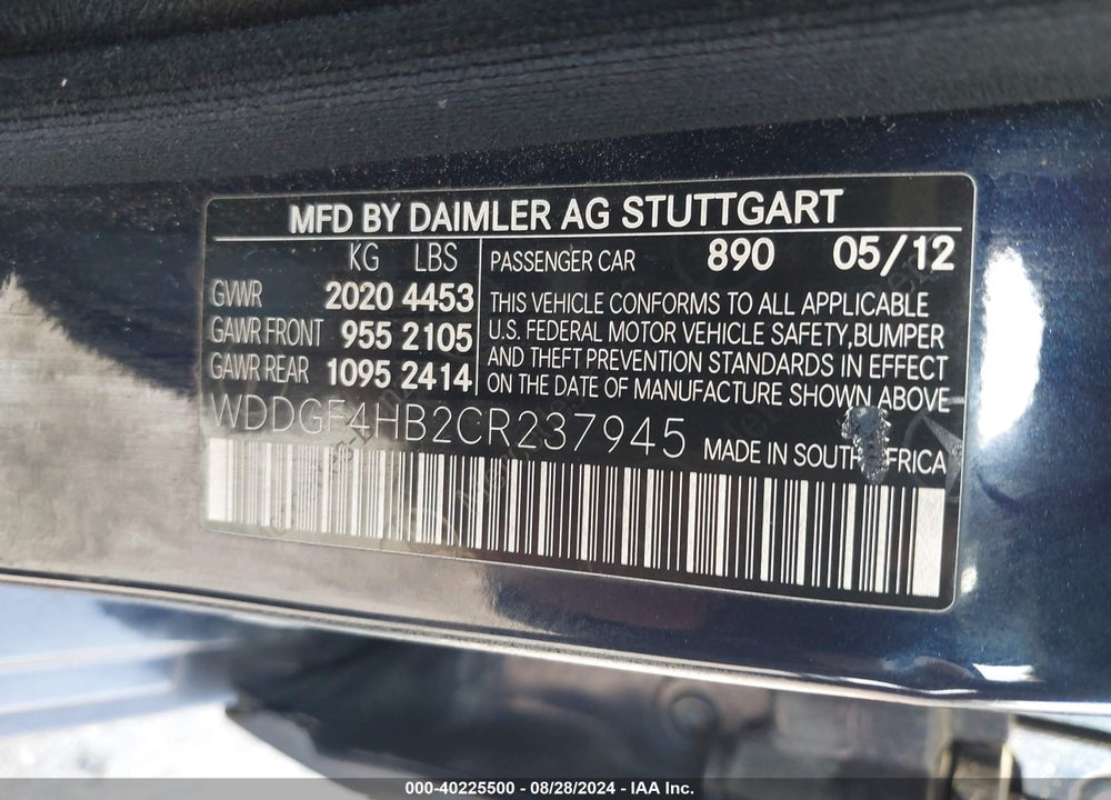 2012 MERCEDES-BENZ C 250 LUXURY/SPORT VIN: WDDGF4HB2CR237945