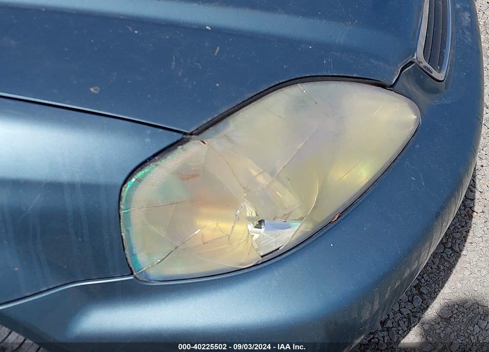 2000 HONDA CIVIC LX VIN: 2HGEJ6675YH586973