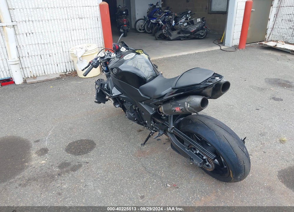 2012 YAMAHA YZFR1 C VIN: JYARN23Y9CA002622