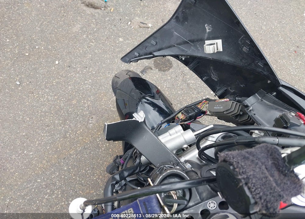 2012 YAMAHA YZFR1 C VIN: JYARN23Y9CA002622