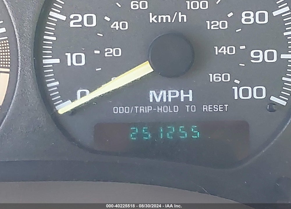1998 CHEVROLET BLAZER LT VIN: 1GNCS13W2W2136244