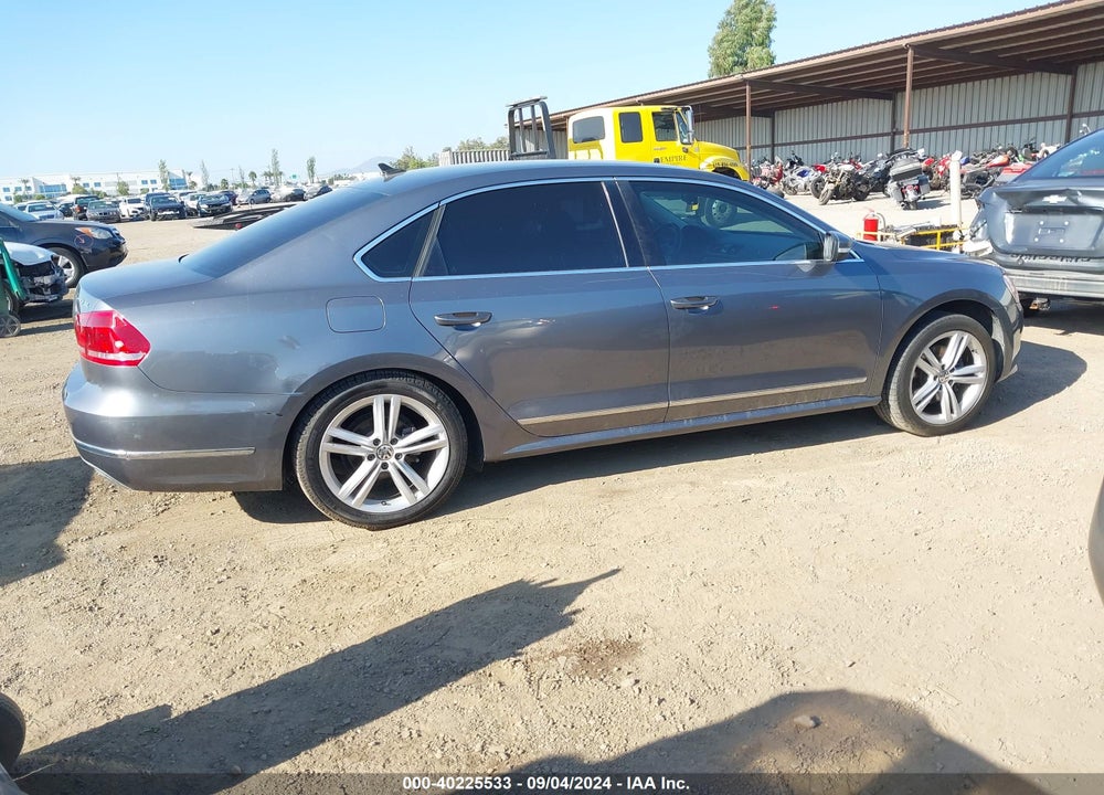 2013 VOLKSWAGEN PASSAT VIN: 1VWCN7A3XDC093319