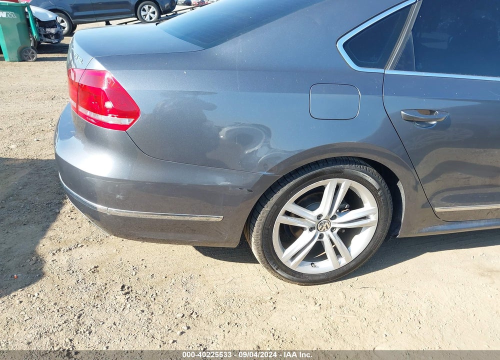 2013 VOLKSWAGEN PASSAT VIN: 1VWCN7A3XDC093319