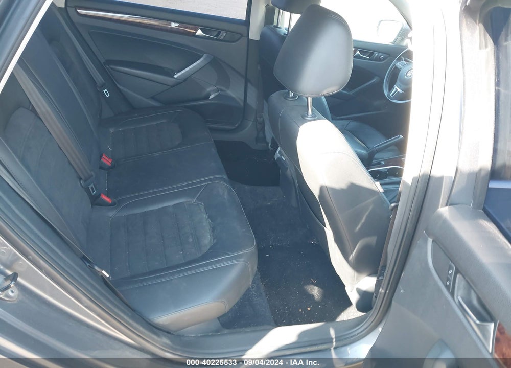2013 VOLKSWAGEN PASSAT VIN: 1VWCN7A3XDC093319