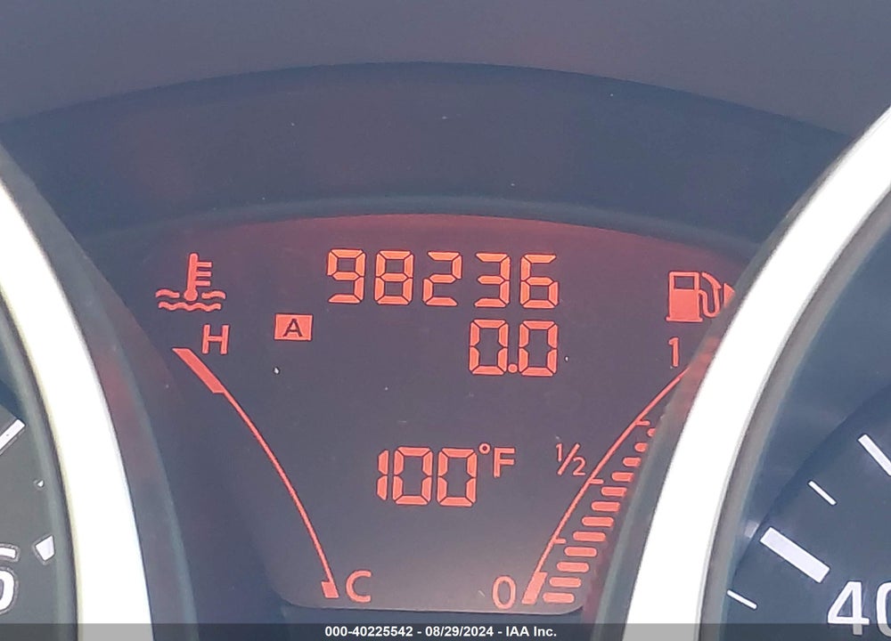 2013 NISSAN JUKE SV VIN: JN8AF5MR2DT221343
