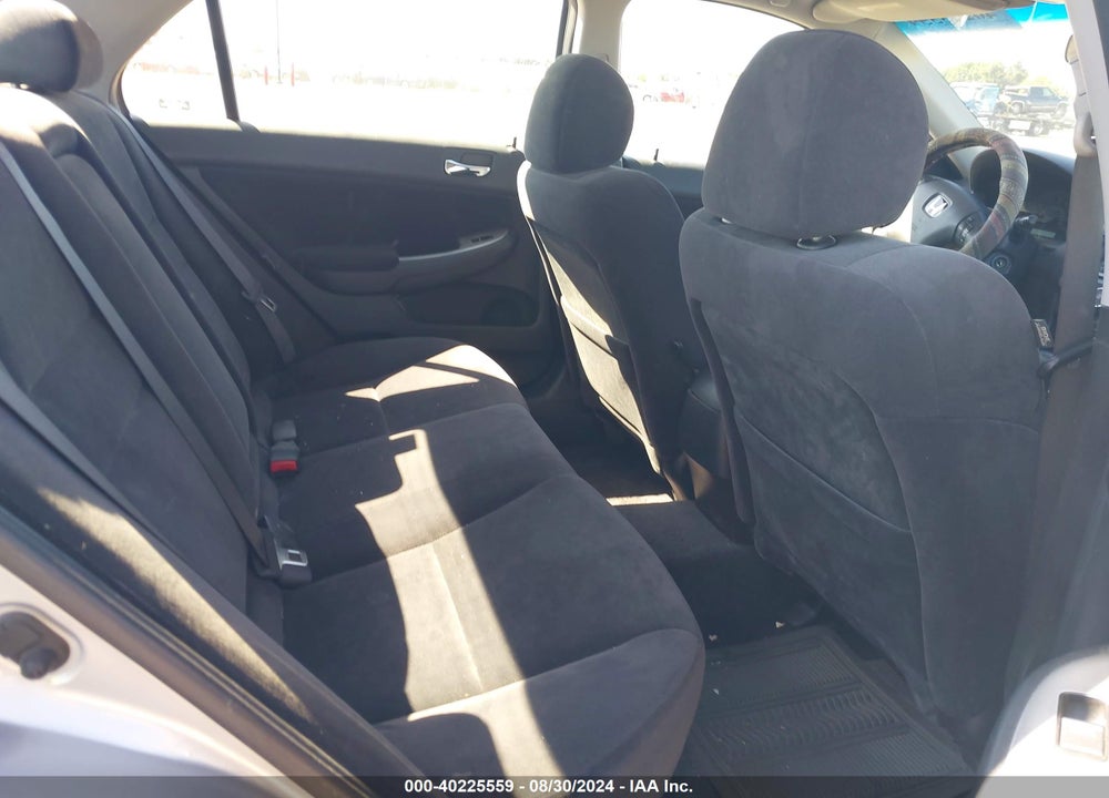 2003 HONDA ACCORD 2.4 EX VIN: JHMCM56673C059686