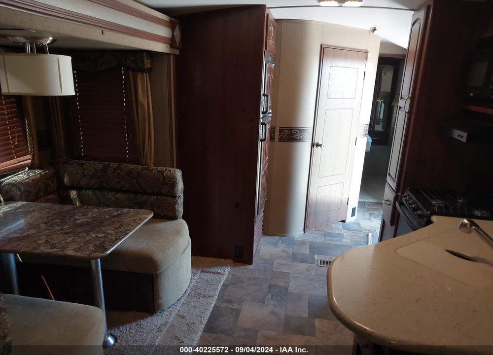 2015 KEYSTONE OUTBACK VIN: 4YDT29823FB451502