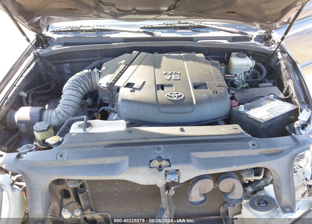 2005 TOYOTA 4RUNNER SR5 SPORT V6 VIN: JTEZU14R458040337
