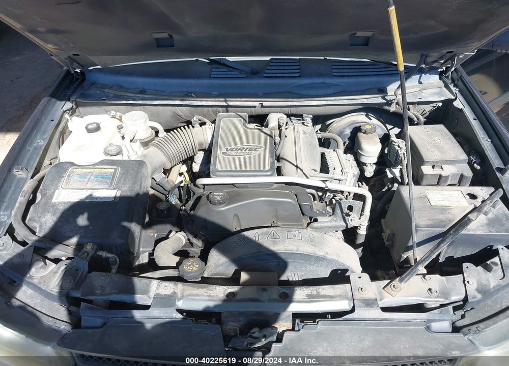2004 CHEVROLET TRAILBLAZER LS VIN: 1GNDT13S742242524