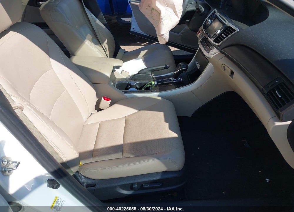 2015 HONDA ACCORD EX-L VIN: 1HGCR2F81FA090355
